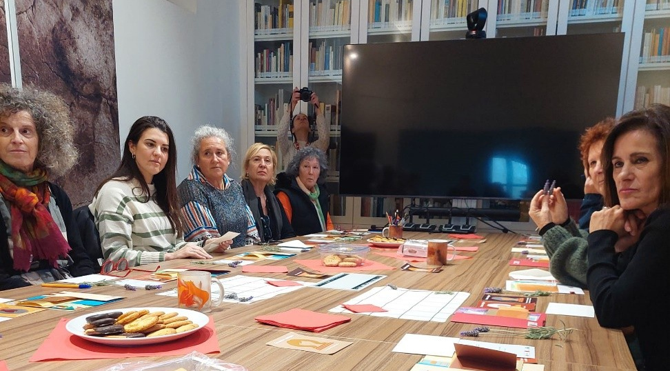 Bringing ‘Julianas’ Together: Co-Creation, Community, and Conversation